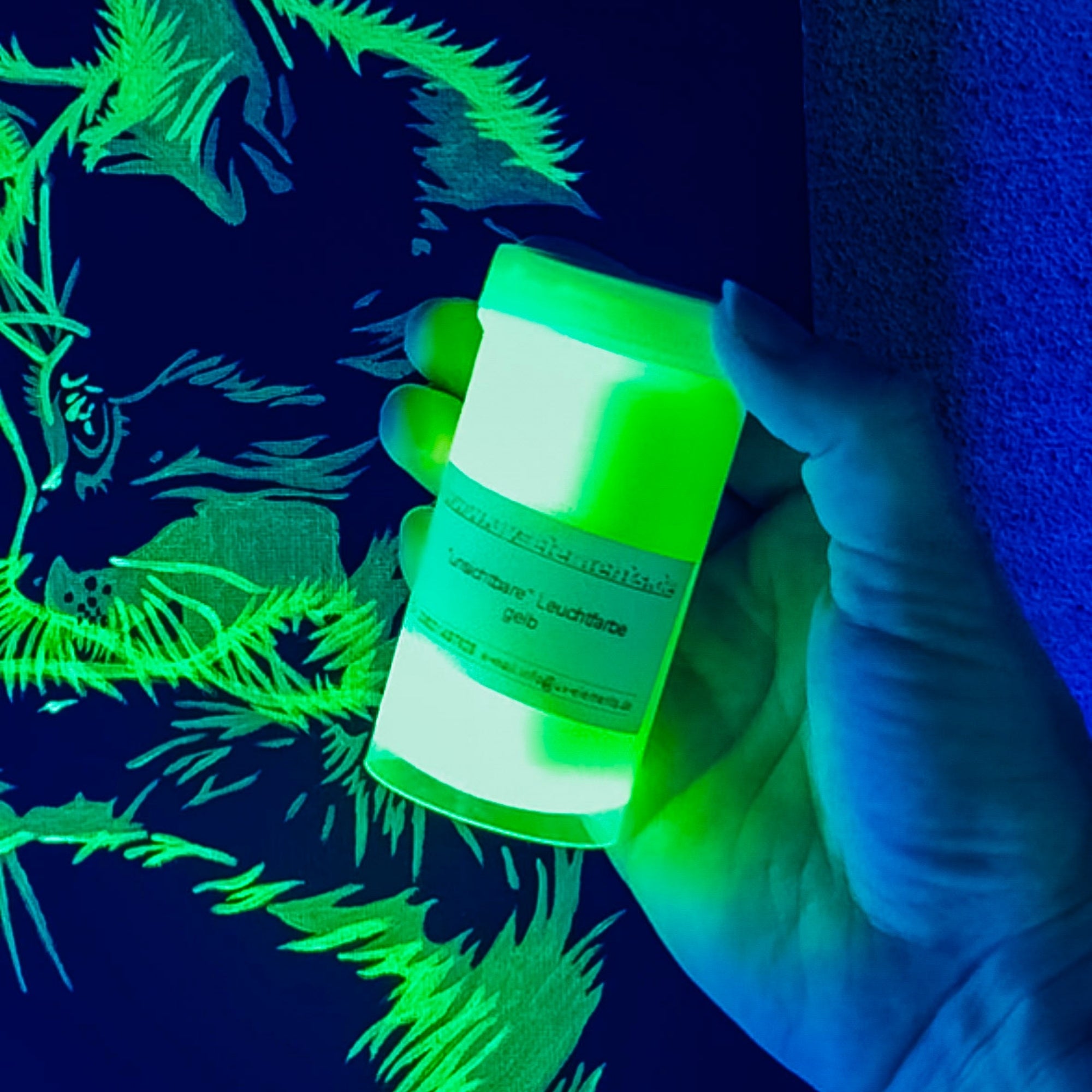 svítící barva zelená UV glow color