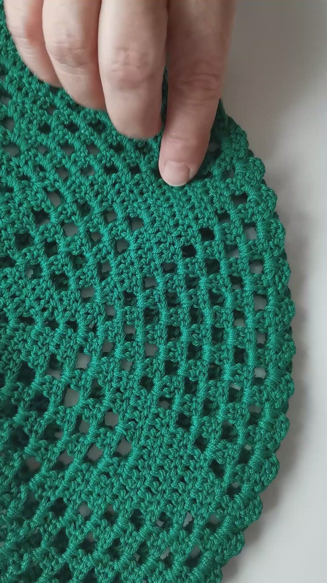 hačkované prostírání babičky Zlatky Goldieyourbaby
